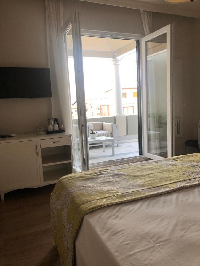 Amfiteatri Boutique Hotel Durrës Exteriör bild
