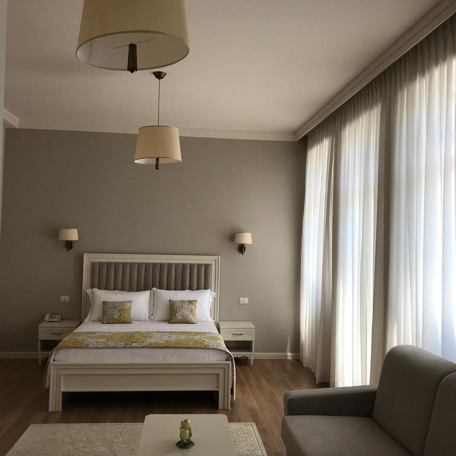 Amfiteatri Boutique Hotel Durrës Exteriör bild