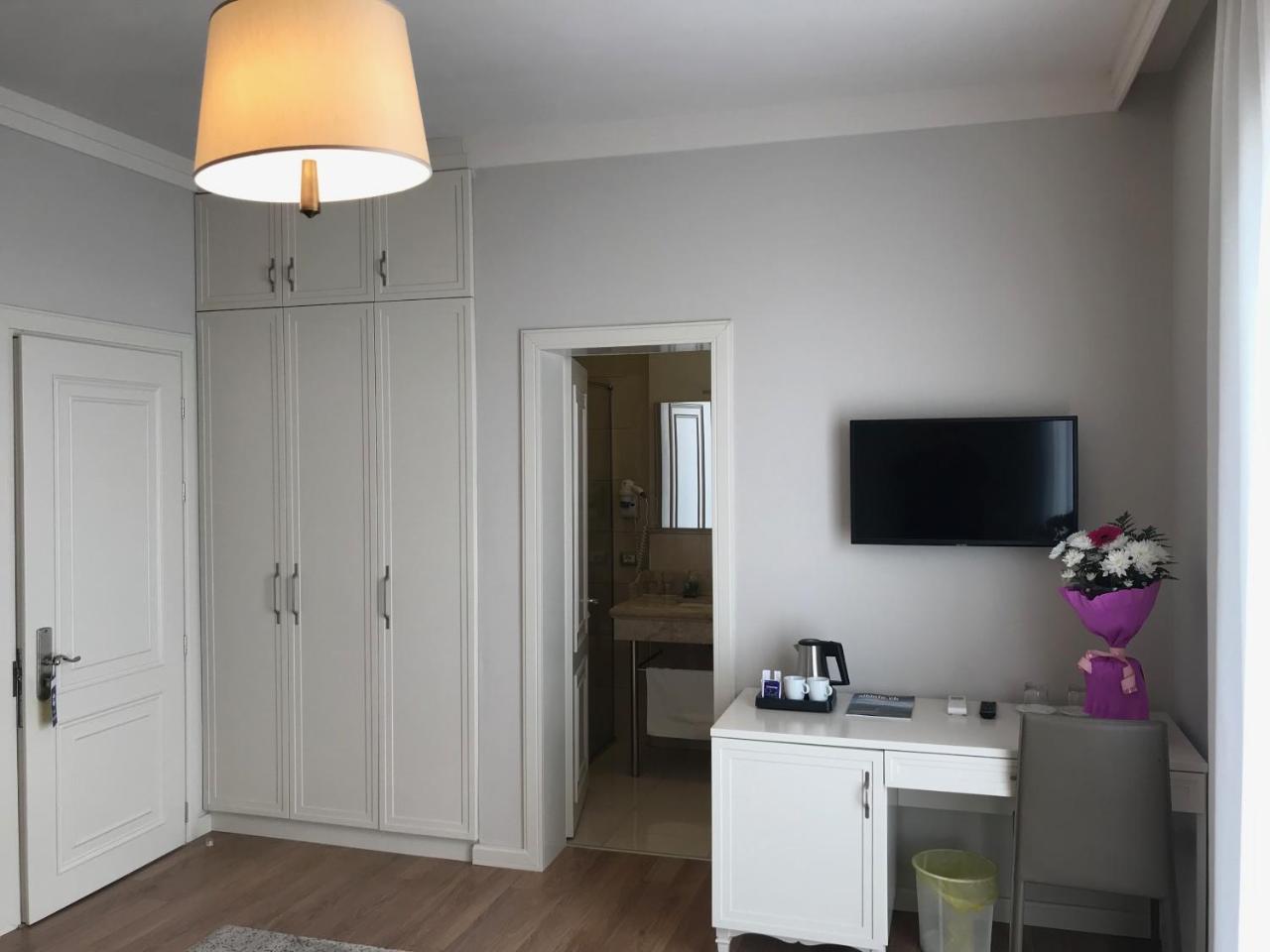 Amfiteatri Boutique Hotel Durrës Exteriör bild